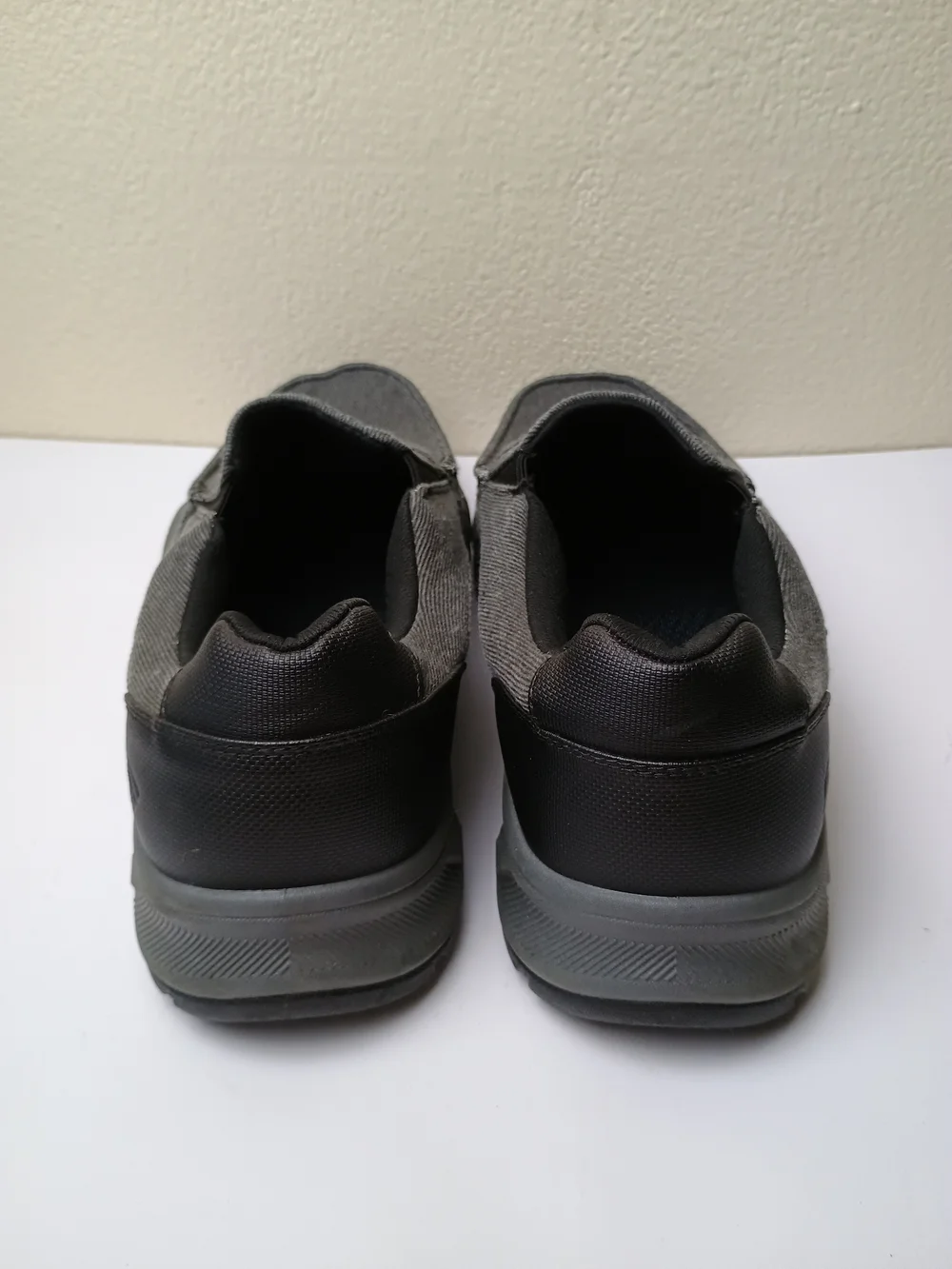 Skechers Cohagen - Vierra Men's 13 Black Slip-On Casual Loafers Relaxed Fit